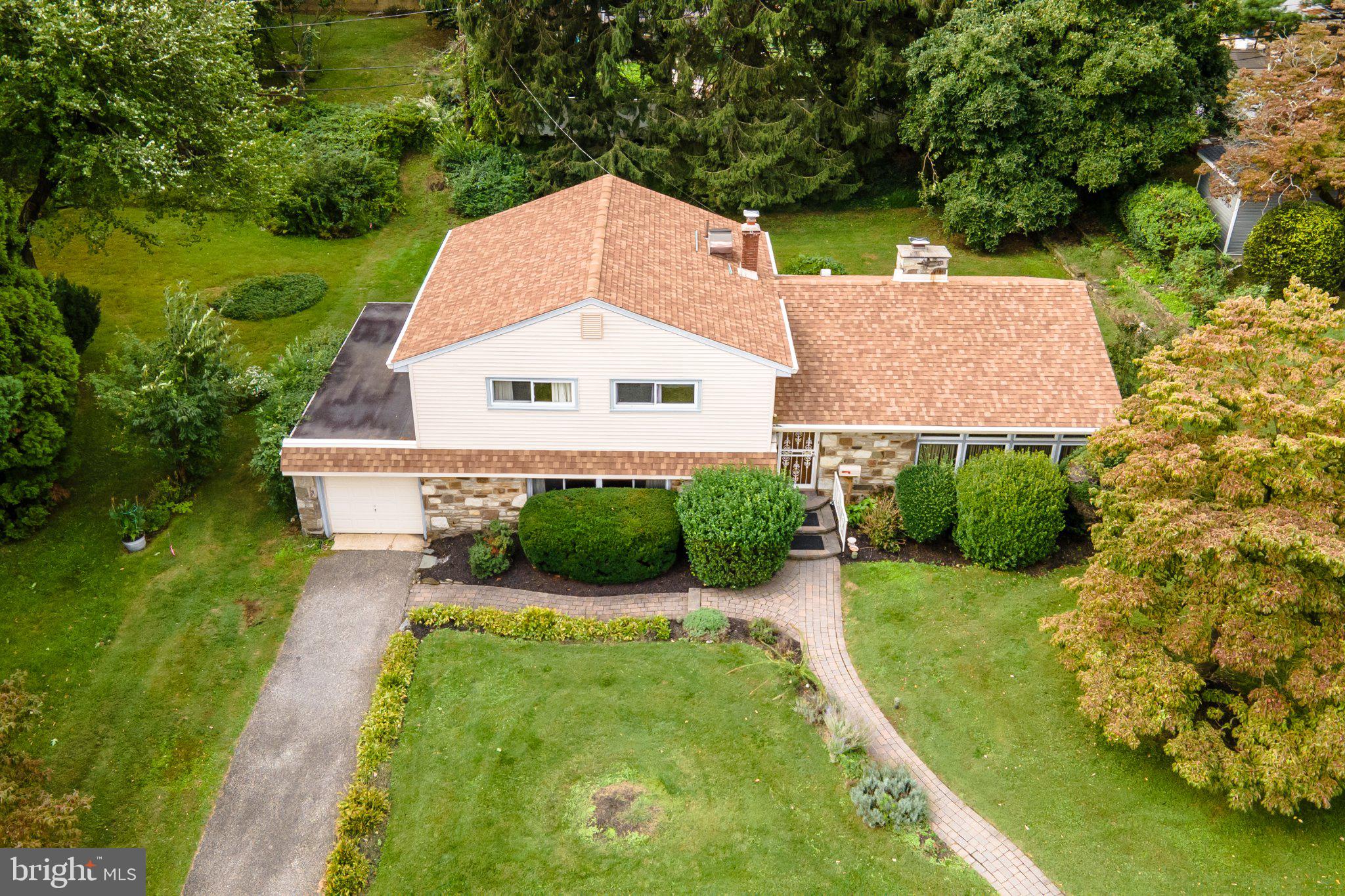 310 HEDGEROW LANE