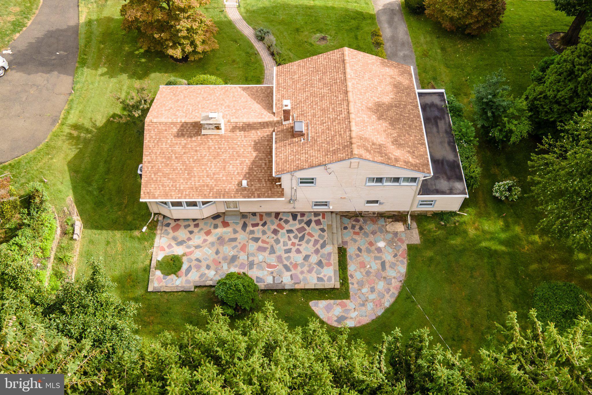 310 HEDGEROW LANE