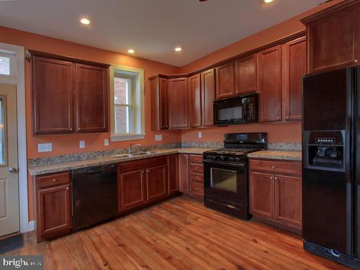 MIDTOWN HARRISBURG - Residential Lease