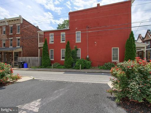 MIDTOWN HARRISBURG - Residential Lease