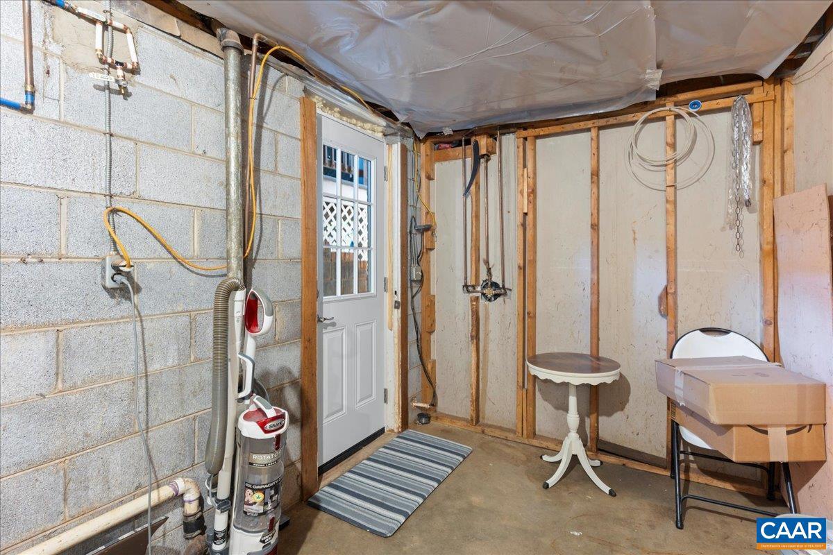 FOREST HILLS - Residential