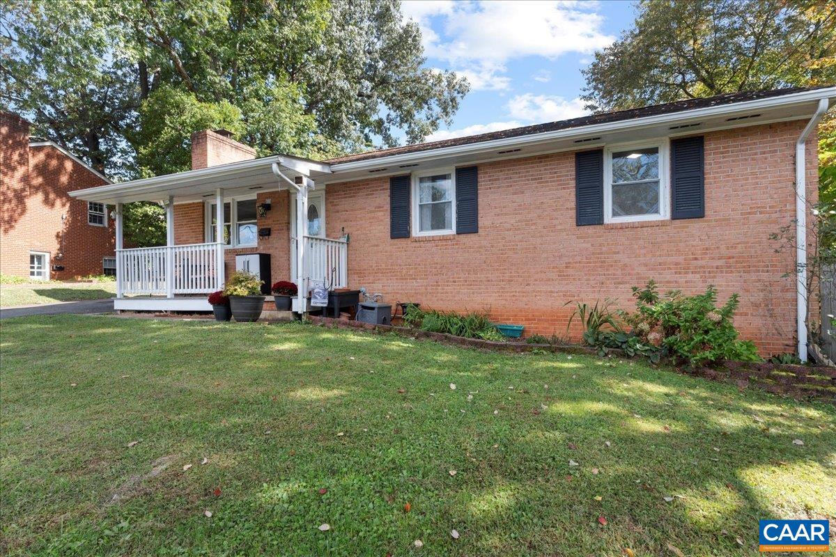 FOREST HILLS - Residential