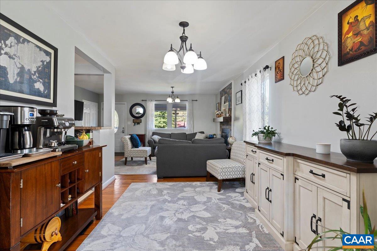 FOREST HILLS - Residential