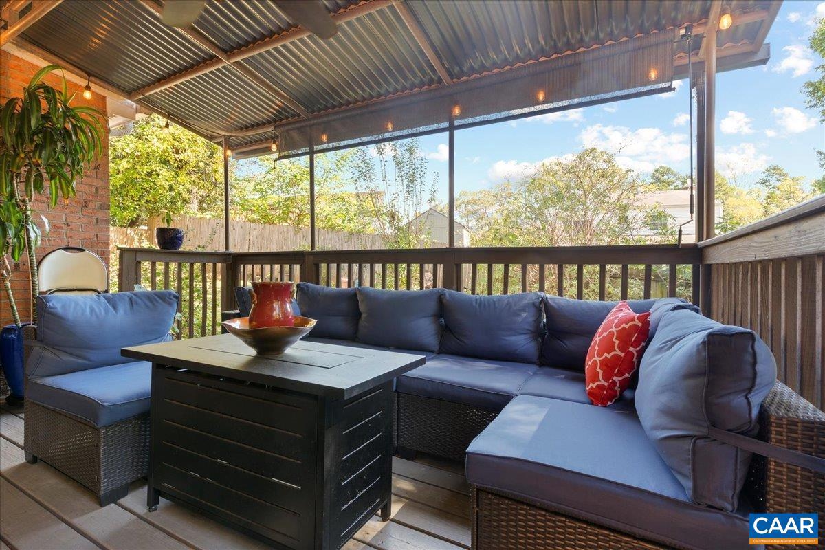 FOREST HILLS - Residential