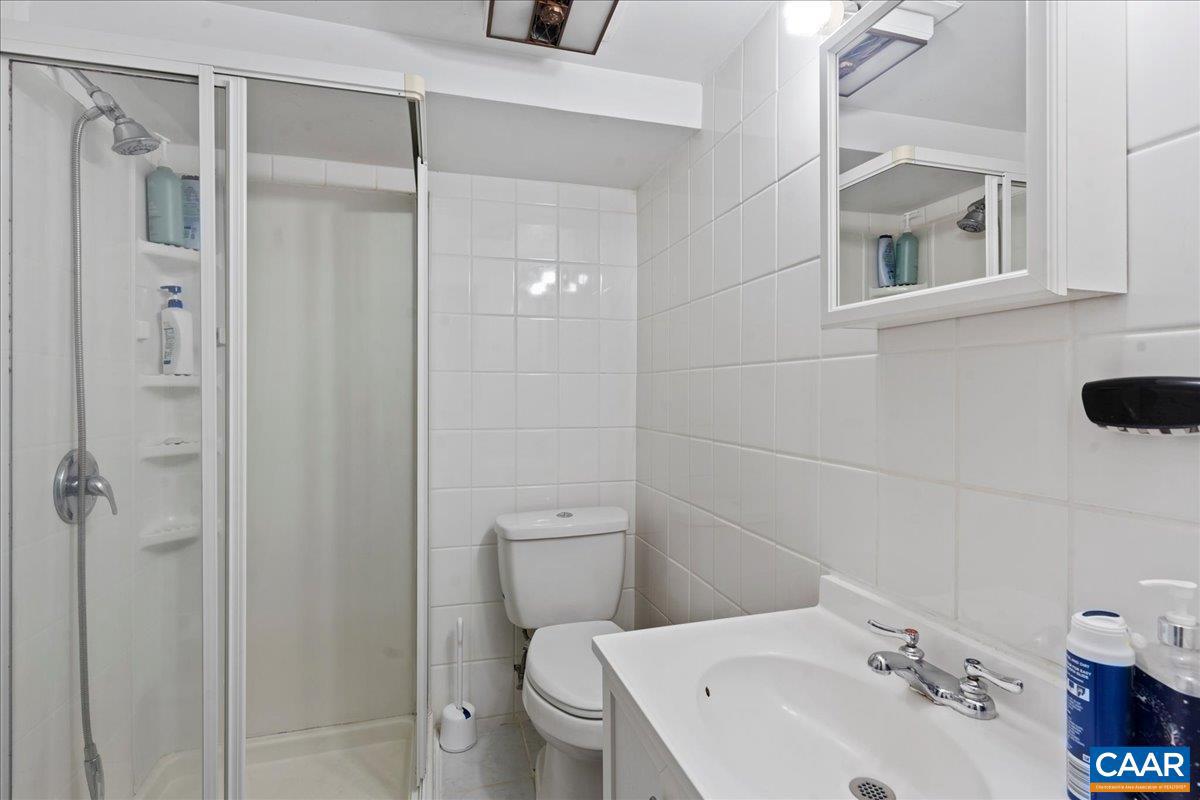 FOREST HILLS - Residential