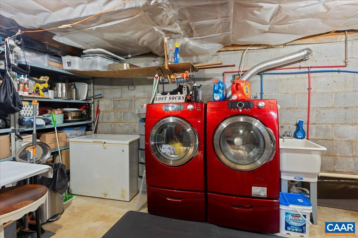 FOREST HILLS - Residential