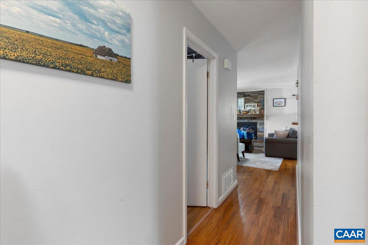 FOREST HILLS - Residential