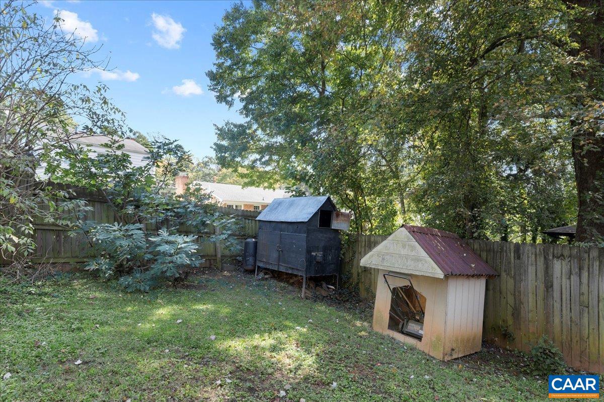 FOREST HILLS - Residential