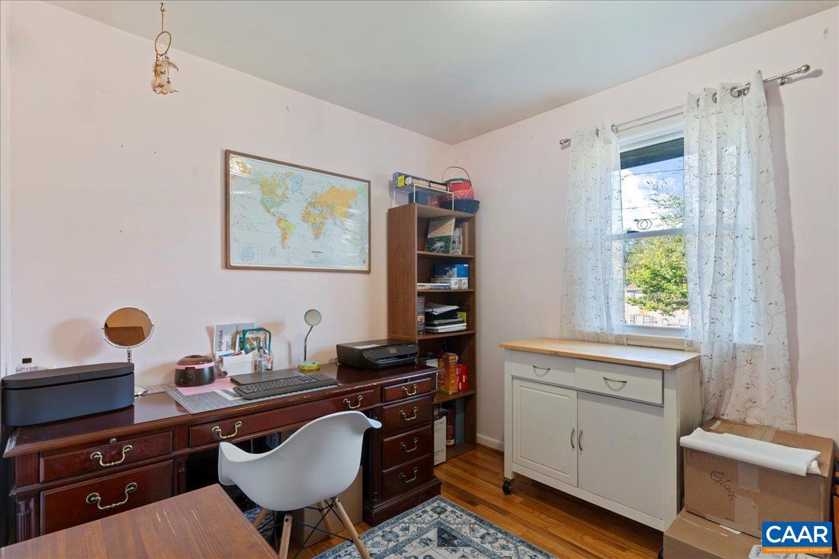 FOREST HILLS - Residential