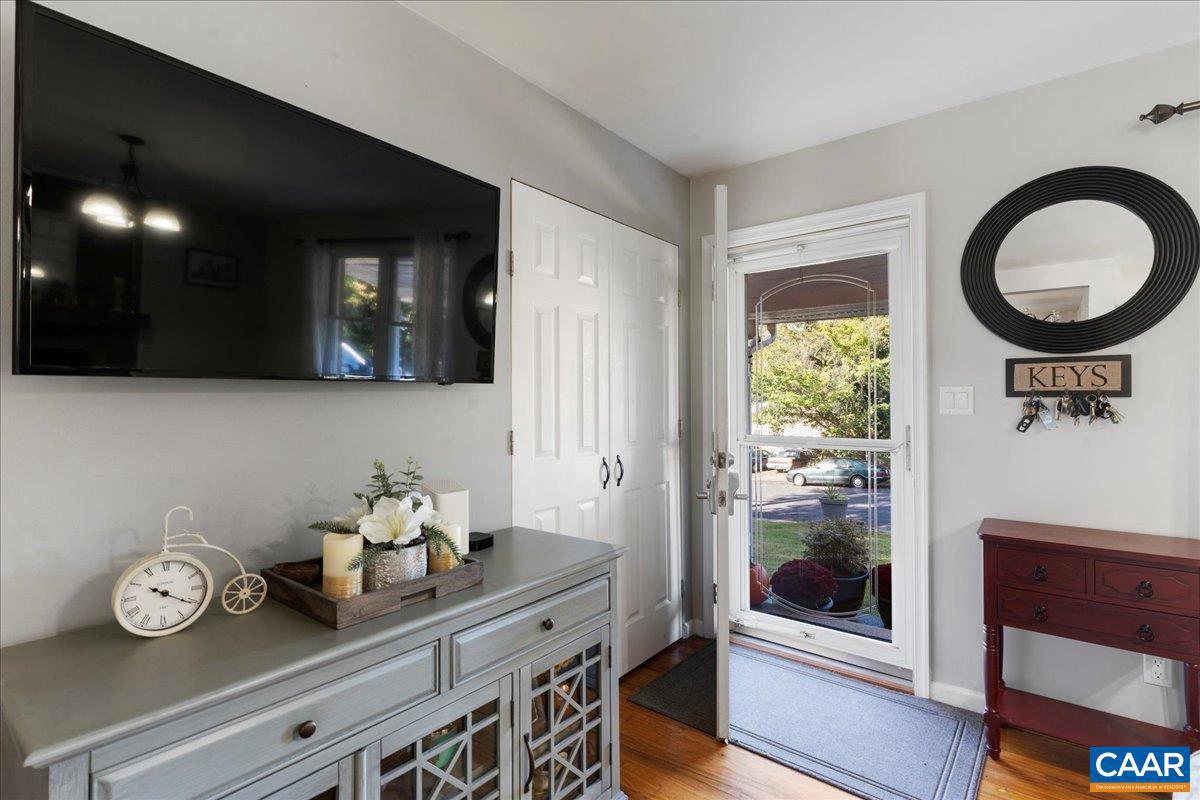 FOREST HILLS - Residential