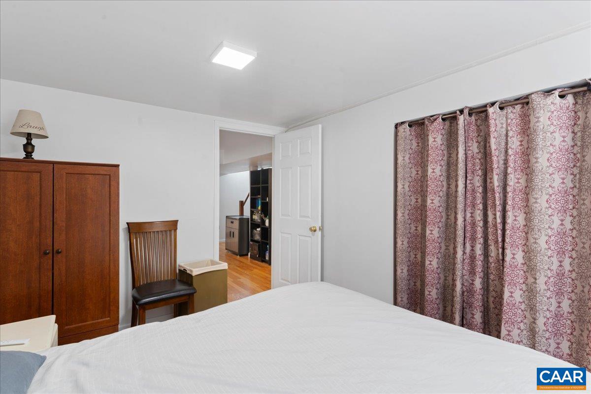 FOREST HILLS - Residential