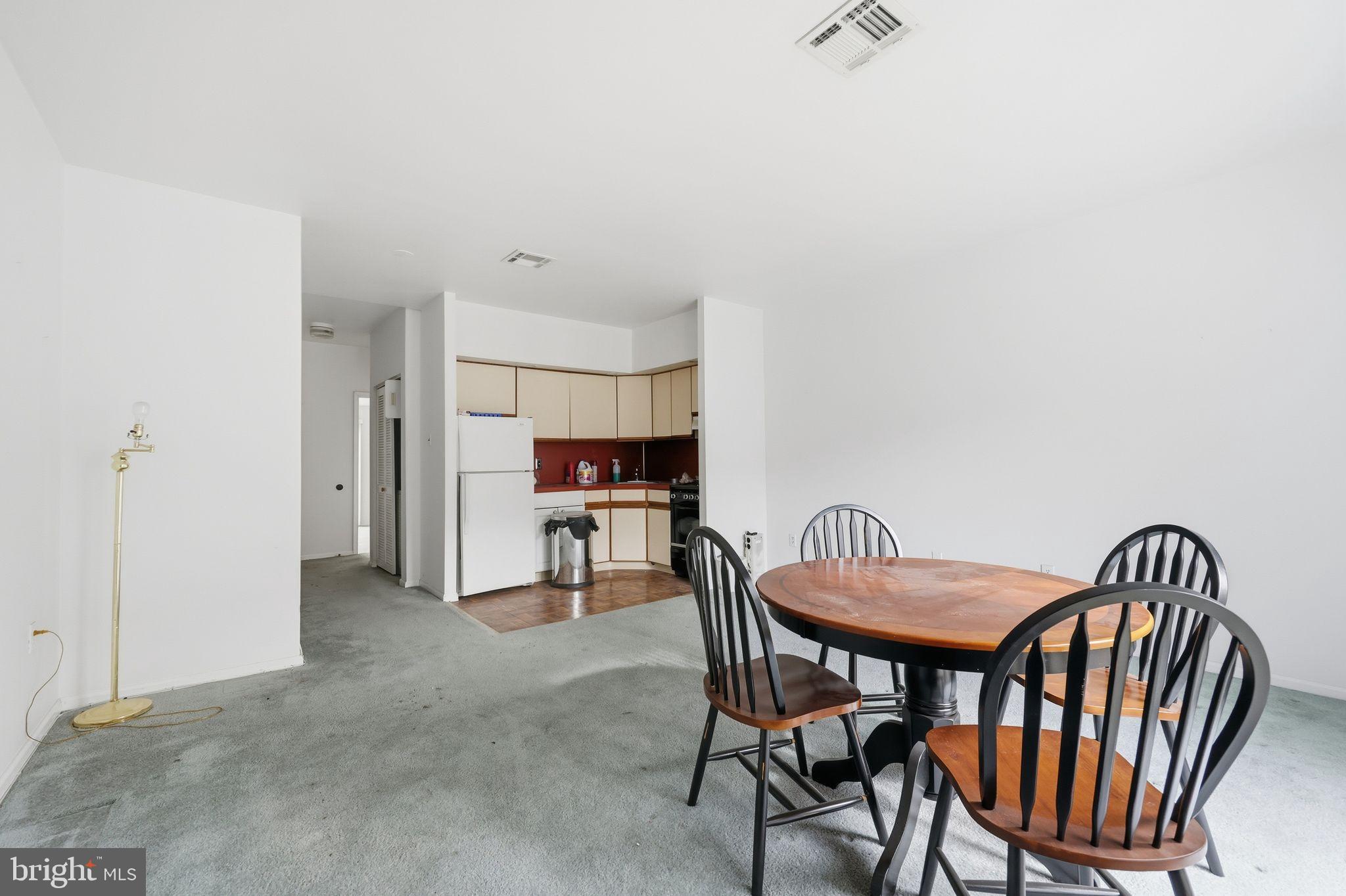 GRADUATE HOSPITAL - Commercial Sale