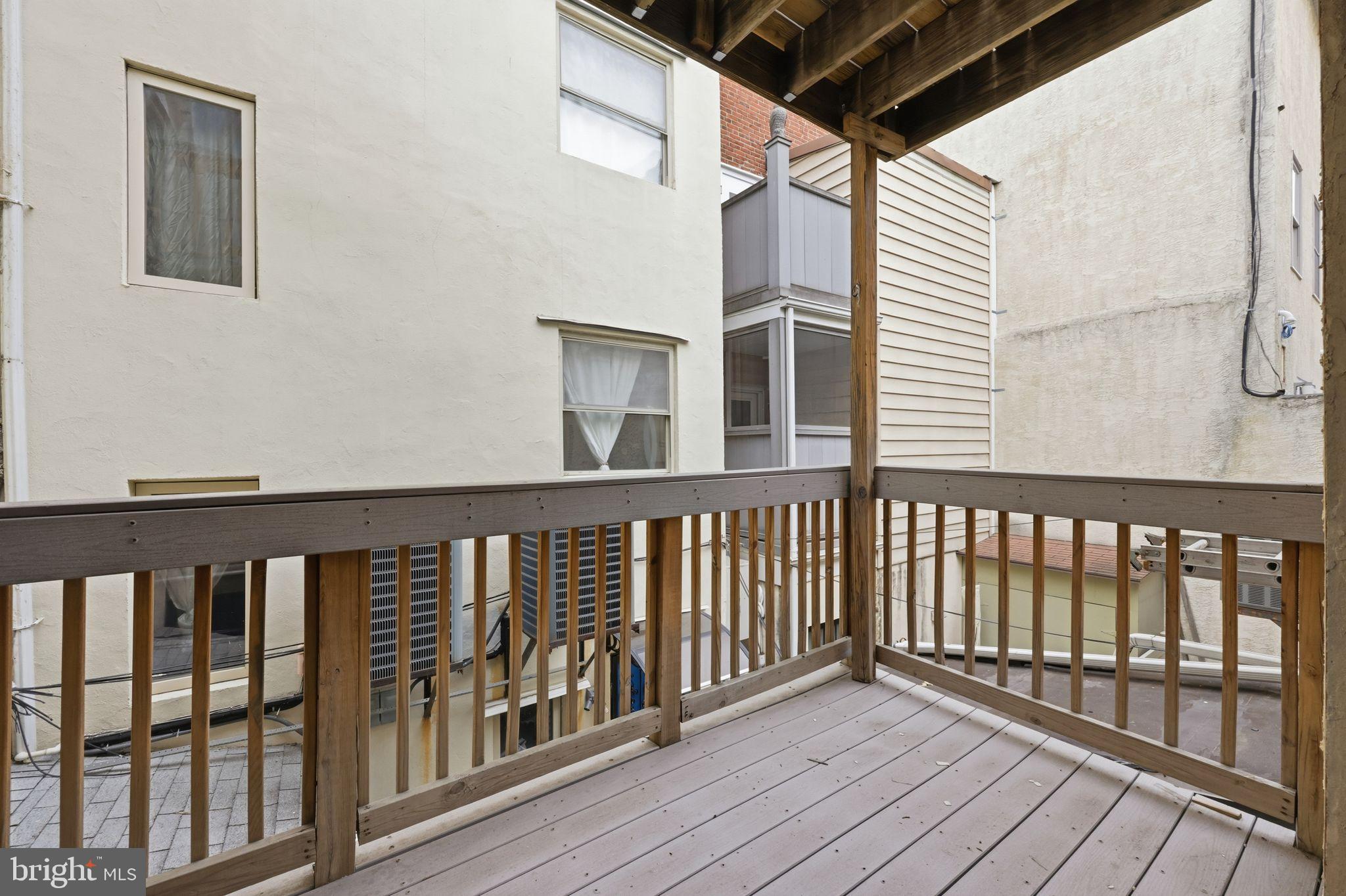 GRADUATE HOSPITAL - Commercial Sale