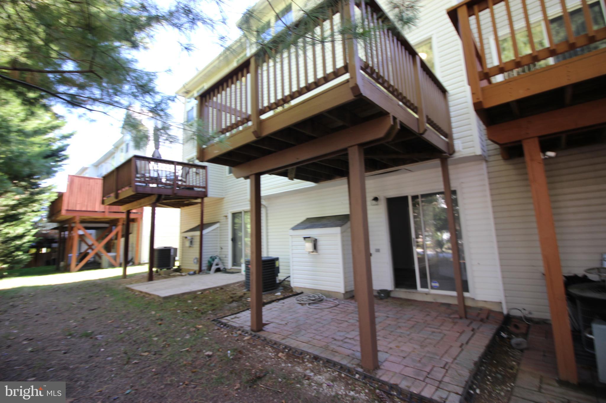 ELLICOTT PARK - Residential