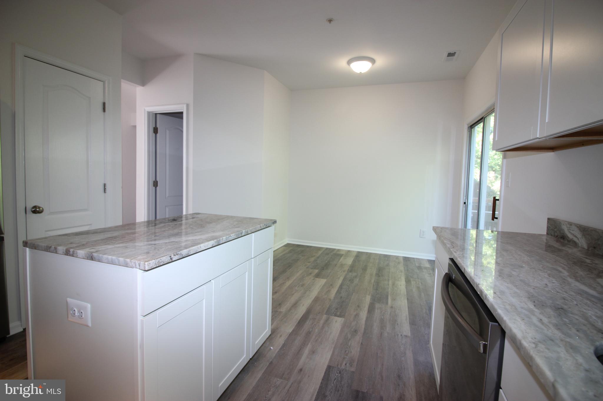 ELLICOTT PARK - Residential