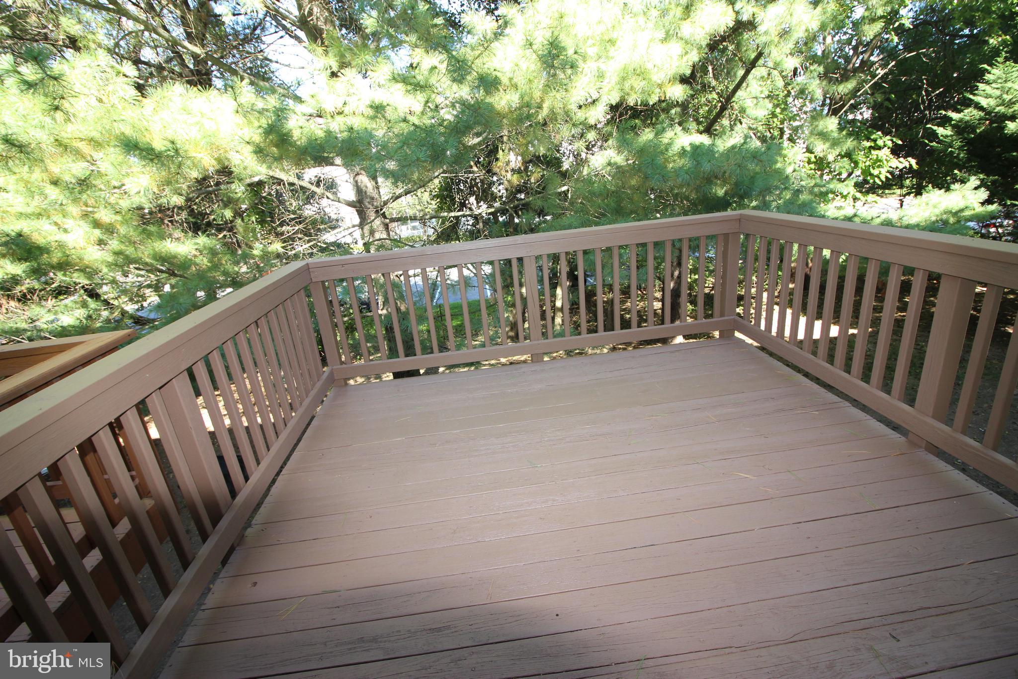 ELLICOTT PARK - Residential