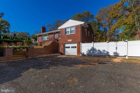 4304 WAKEFIELD CHAPEL ROAD ANNANDALE VA 22003