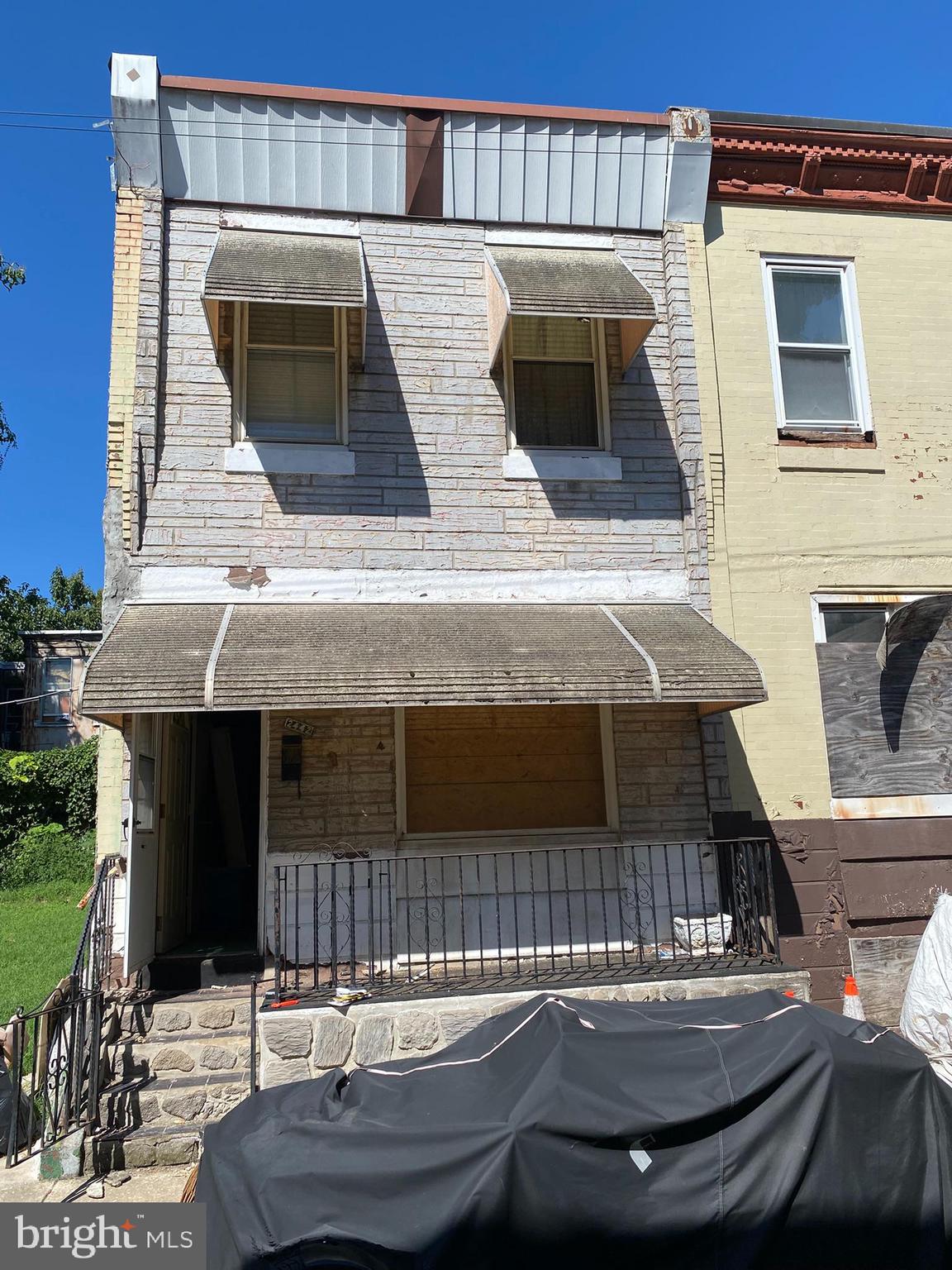 2442 N GARNET STREET
