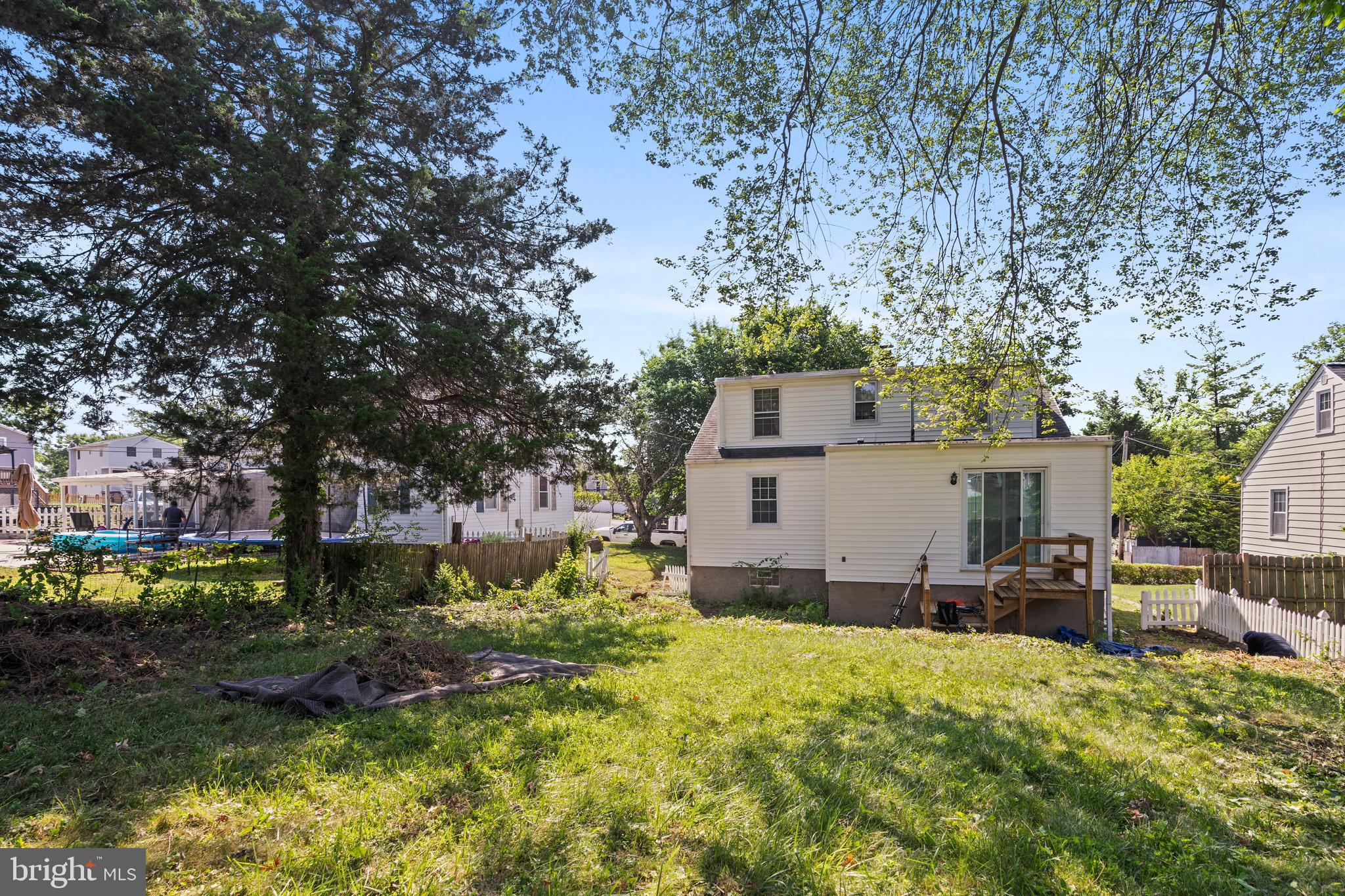 PARKVILLE SUMMIT - Residential