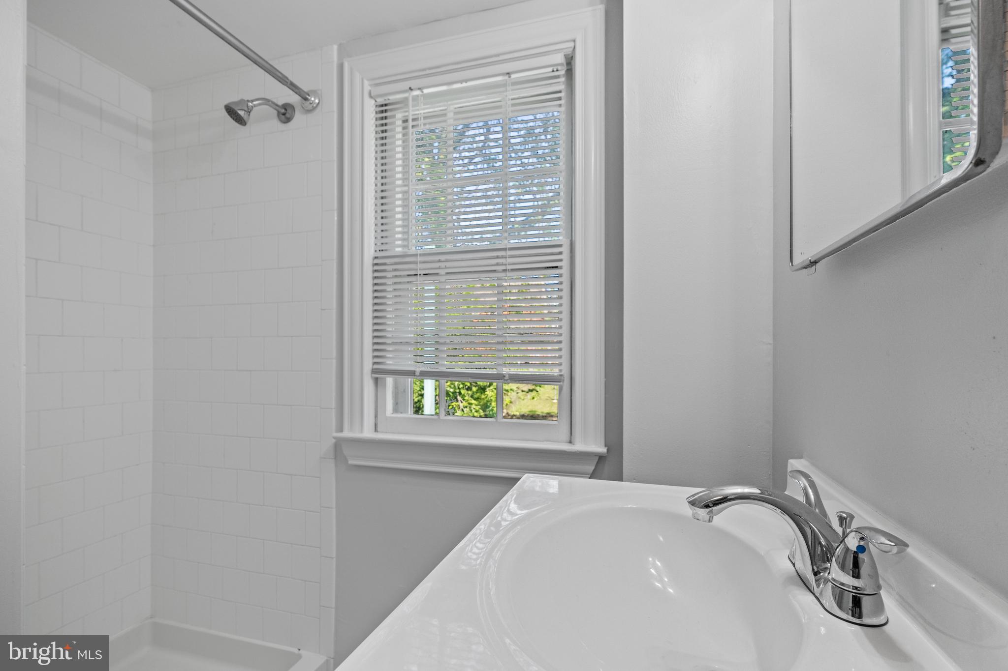 PARKVILLE SUMMIT - Residential