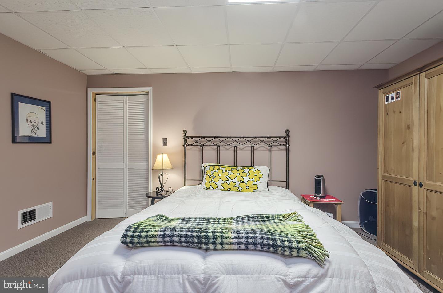 POTOMAC WOODS - Residential