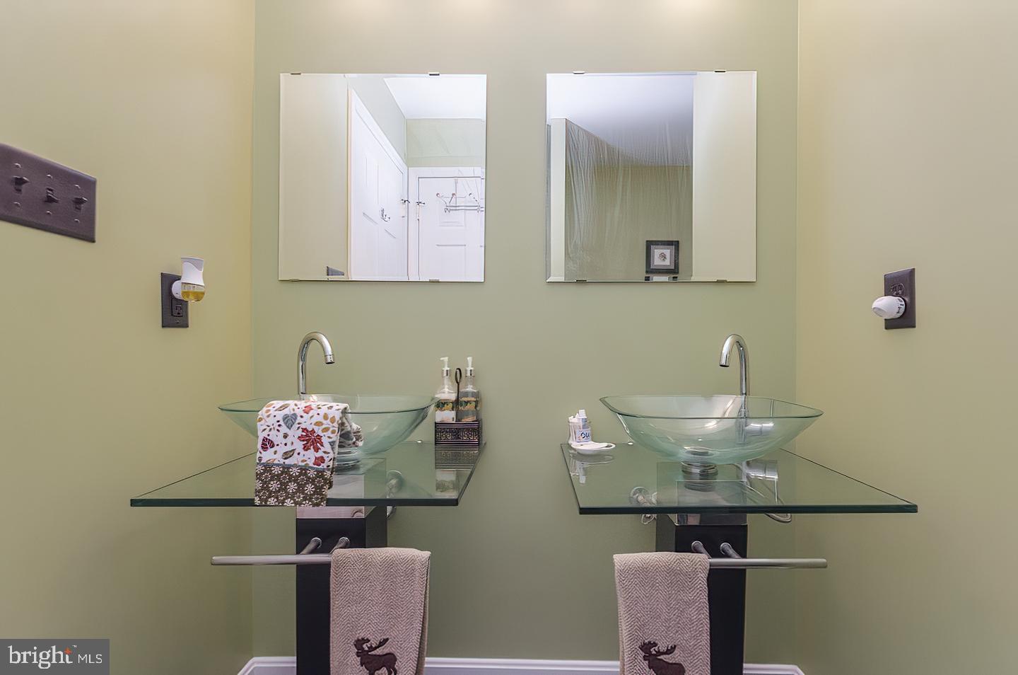 POTOMAC WOODS - Residential