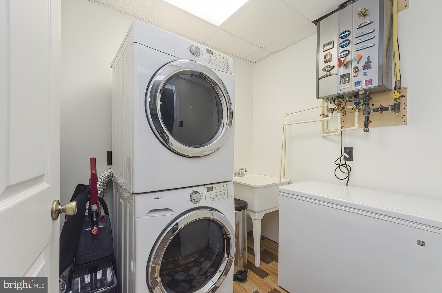 POTOMAC WOODS - Residential