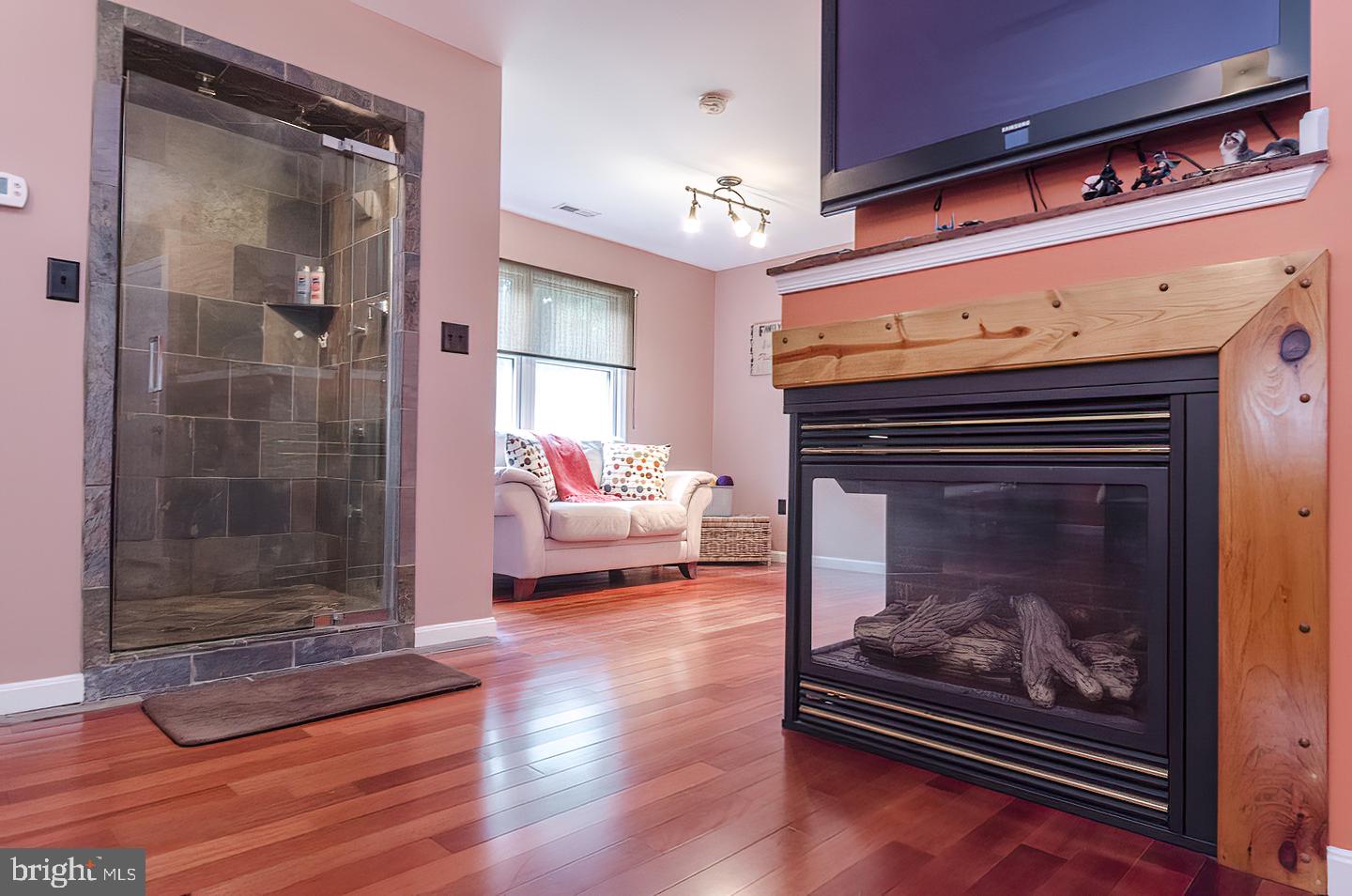 POTOMAC WOODS - Residential