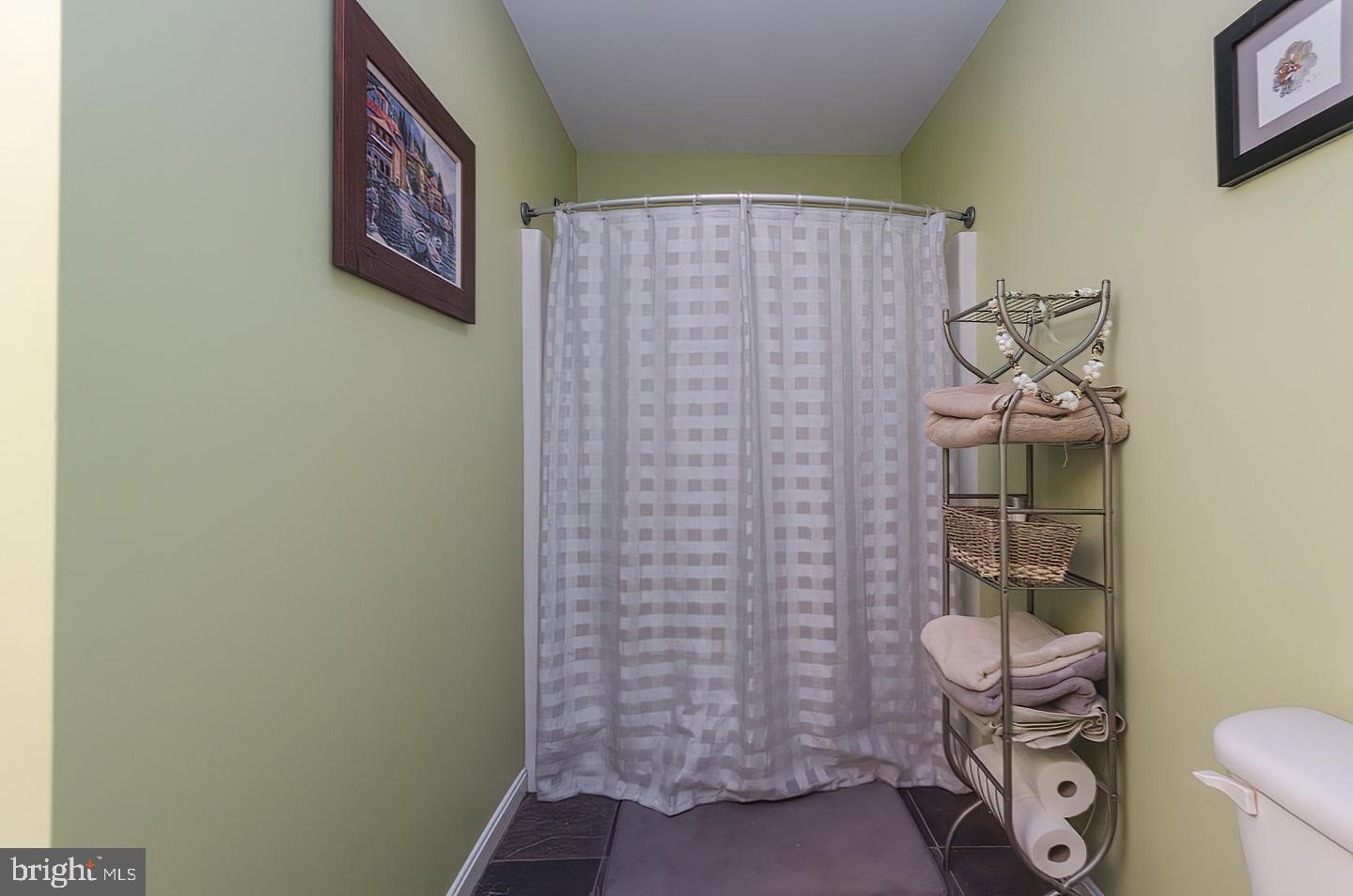 POTOMAC WOODS - Residential