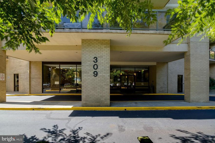Amazing 2 BR/2BA Condo with SGD's to Large Balcony w/ incredible views.  Updated kitchen with granite counters, Condo Fee includes all utilities and Community Amenities- 24 hr sec, in/outdoor pools, in/outdoor tennis, fitness ctr, conv store, cafe, shuttle to metro and much more.  Garage Parking and Storage Shed.