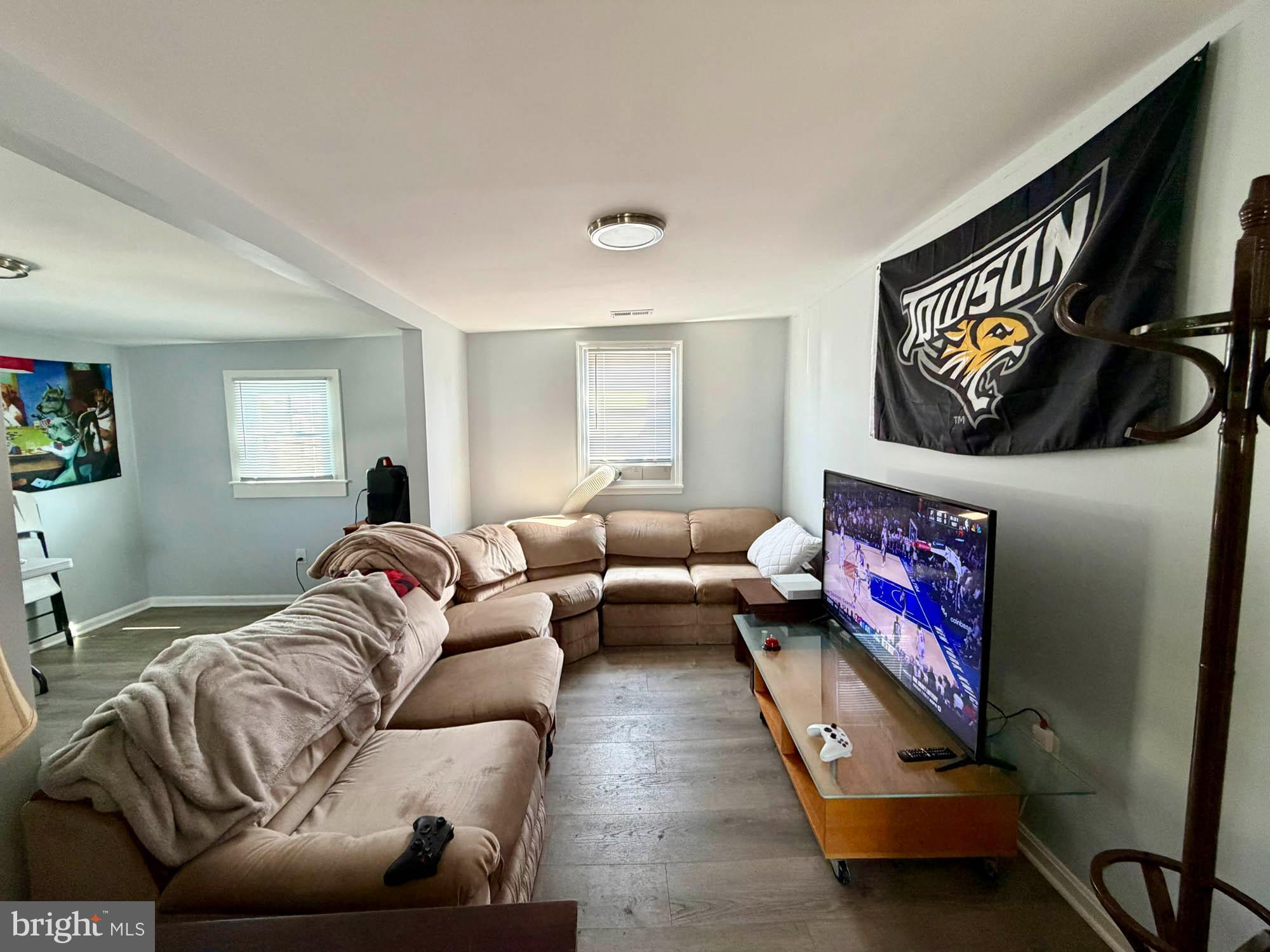 TOWSON - Commercial Sale