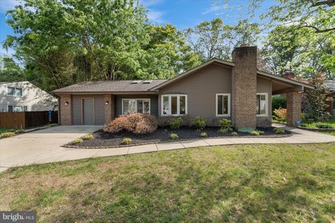 Photo of 125 Victoria Place, STERLING, VA 20164 (MLS # VALO2124472)