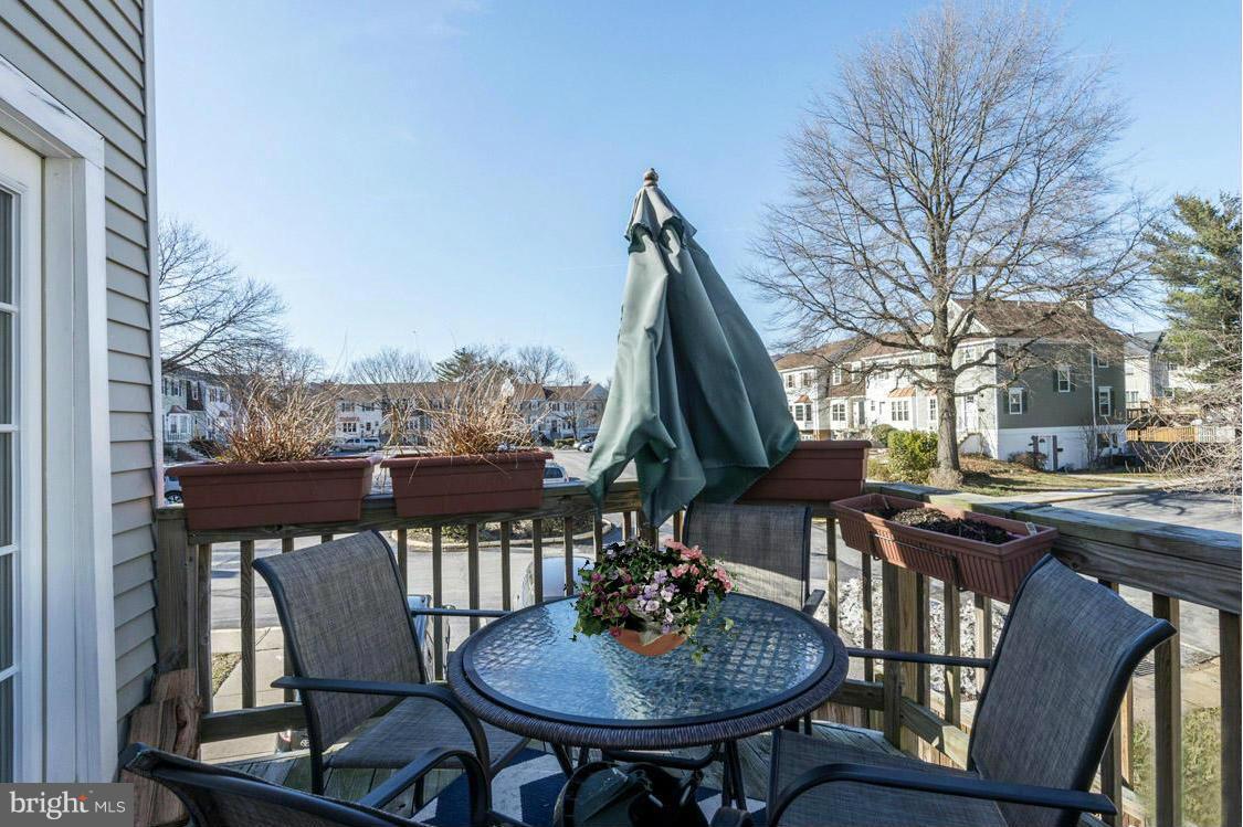 CROFTON MEWS CONDO - Residential