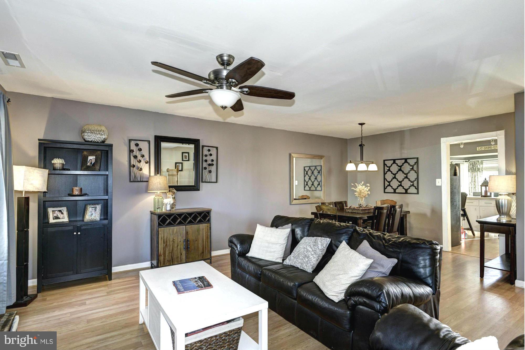 CROFTON MEWS CONDO - Residential