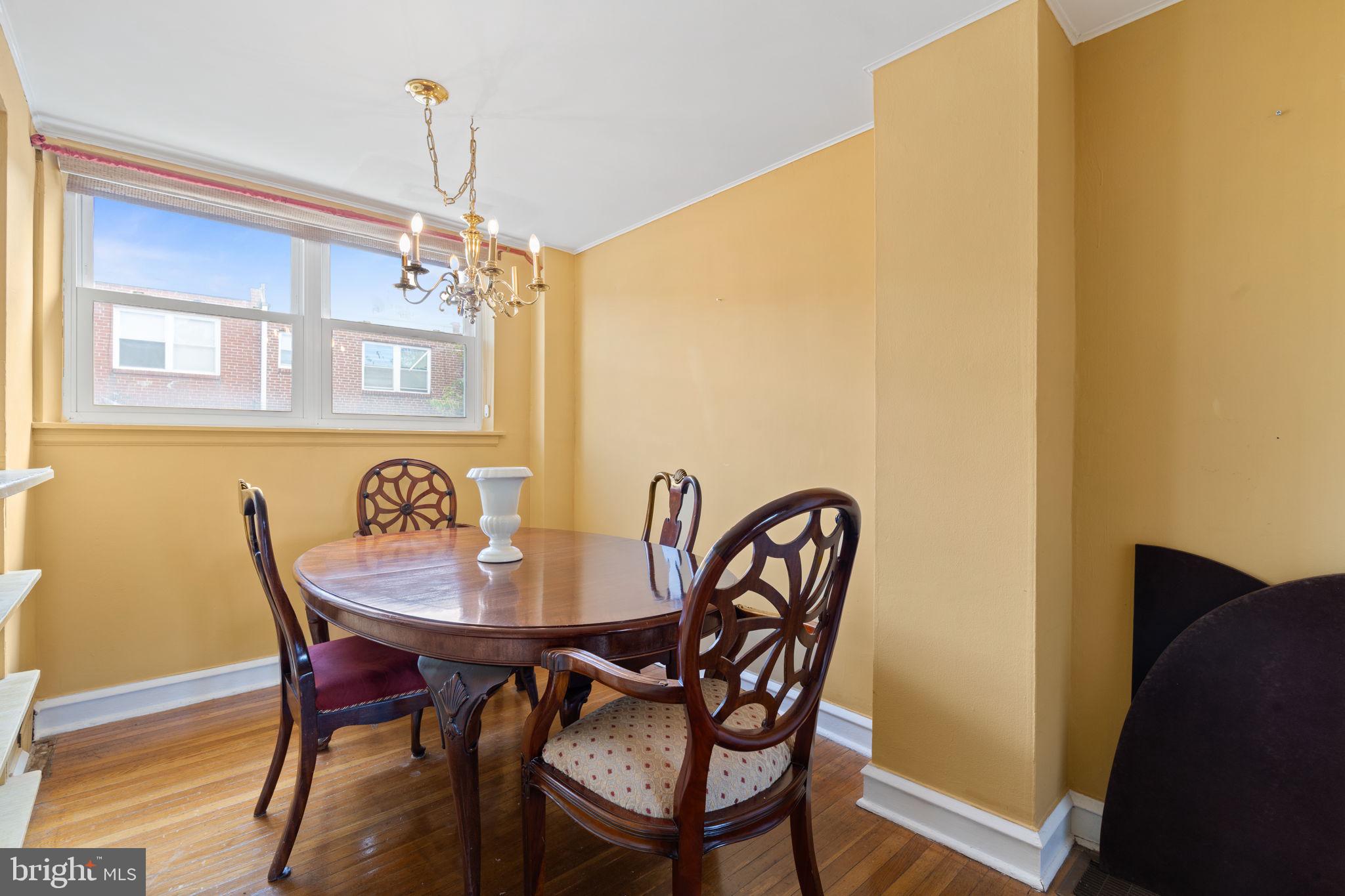 1312 E SHARPNACK STREET