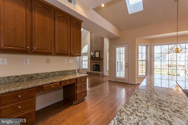 CROSSPOINTE - Residential