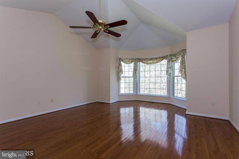 CROSSPOINTE - Residential