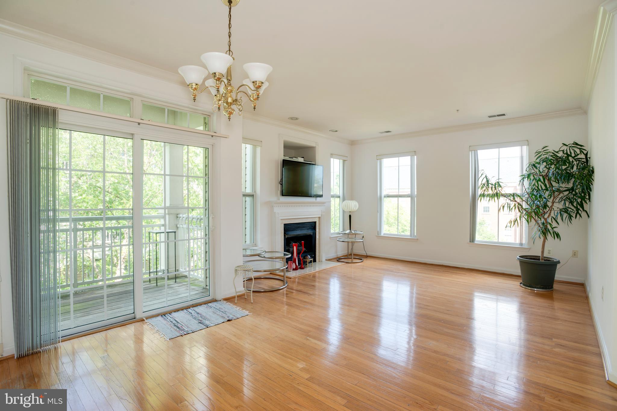 CARLTON PLACE - Residential