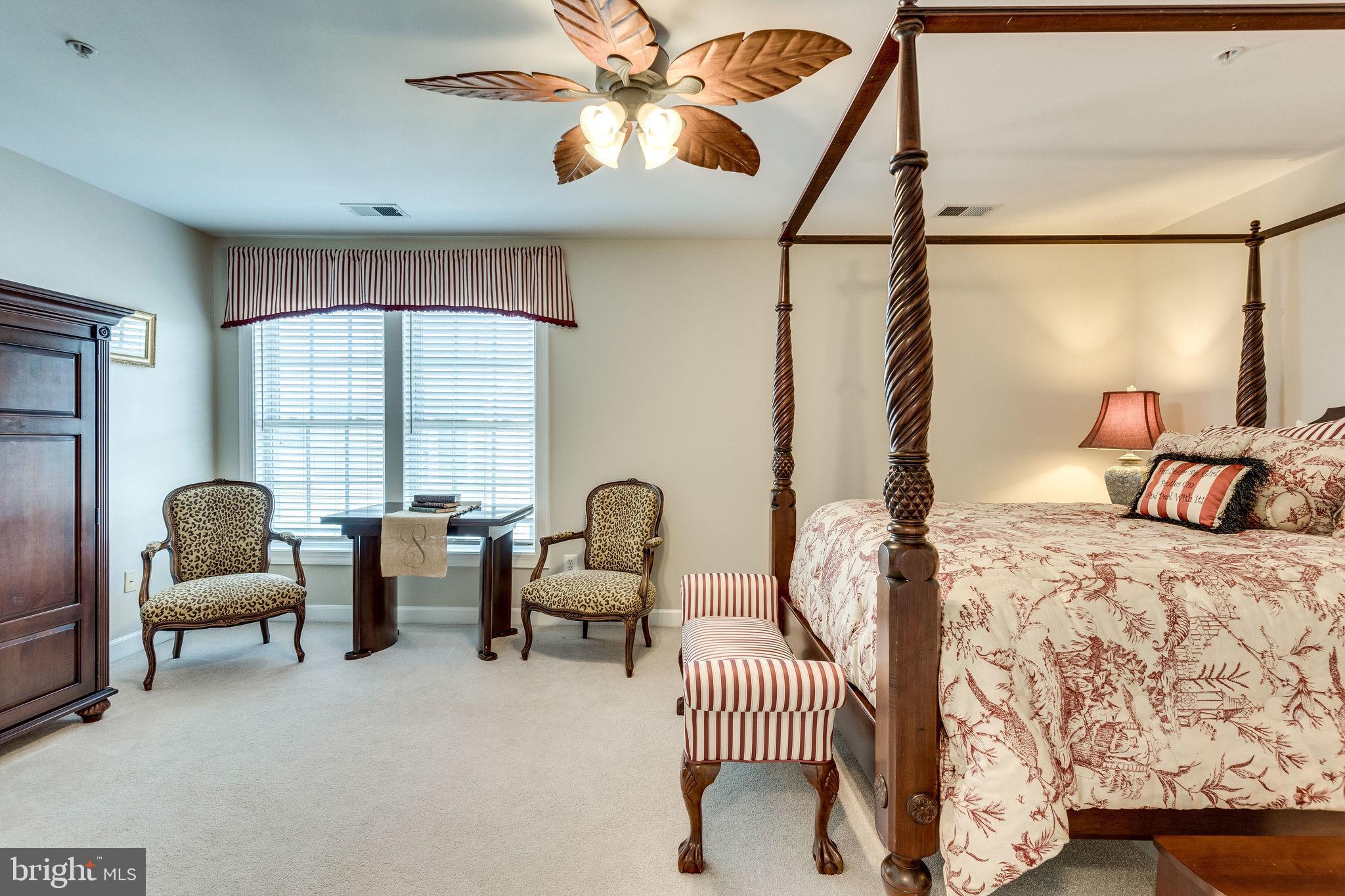 SUMMERS GROVE - Residential