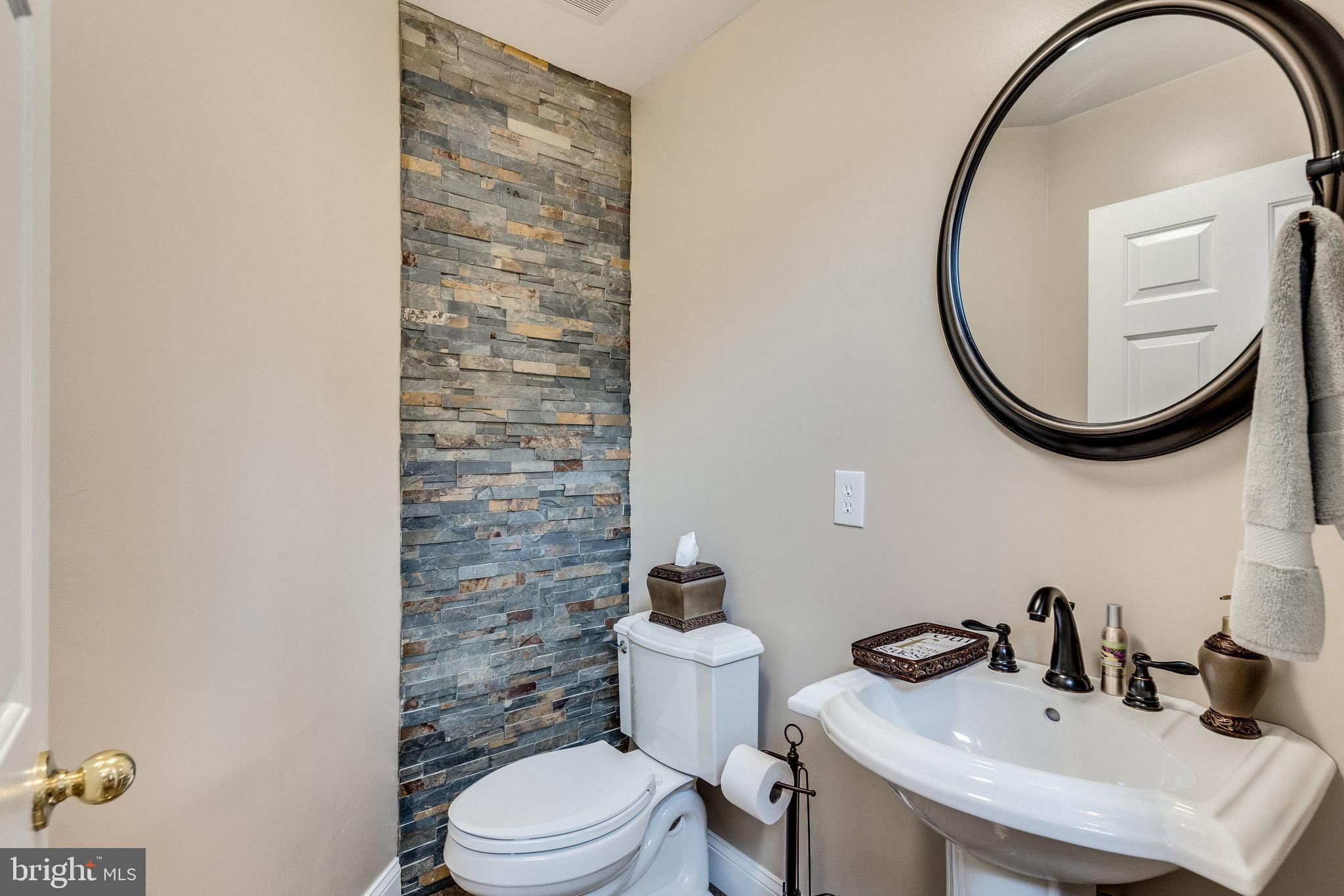 SUMMERS GROVE - Residential