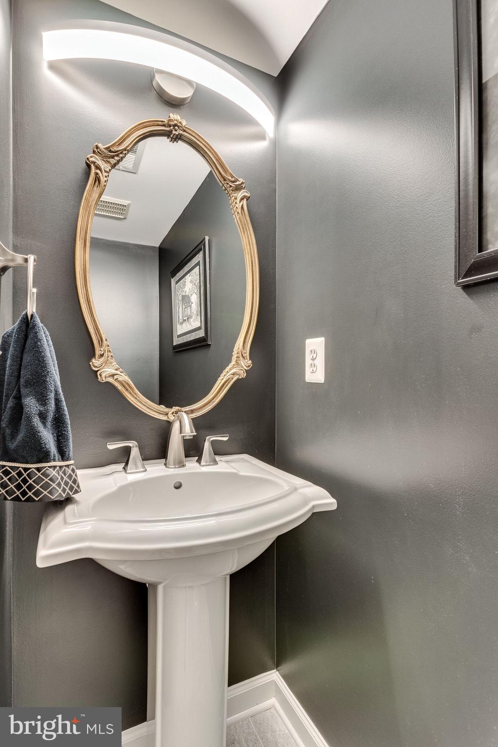 SUMMERS GROVE - Residential