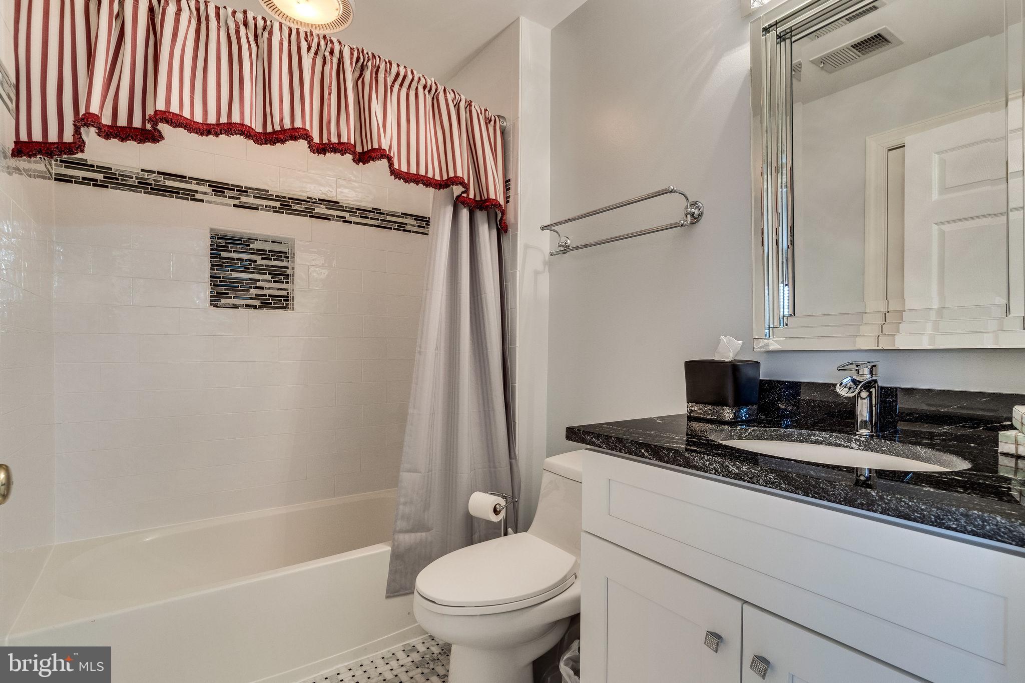 SUMMERS GROVE - Residential