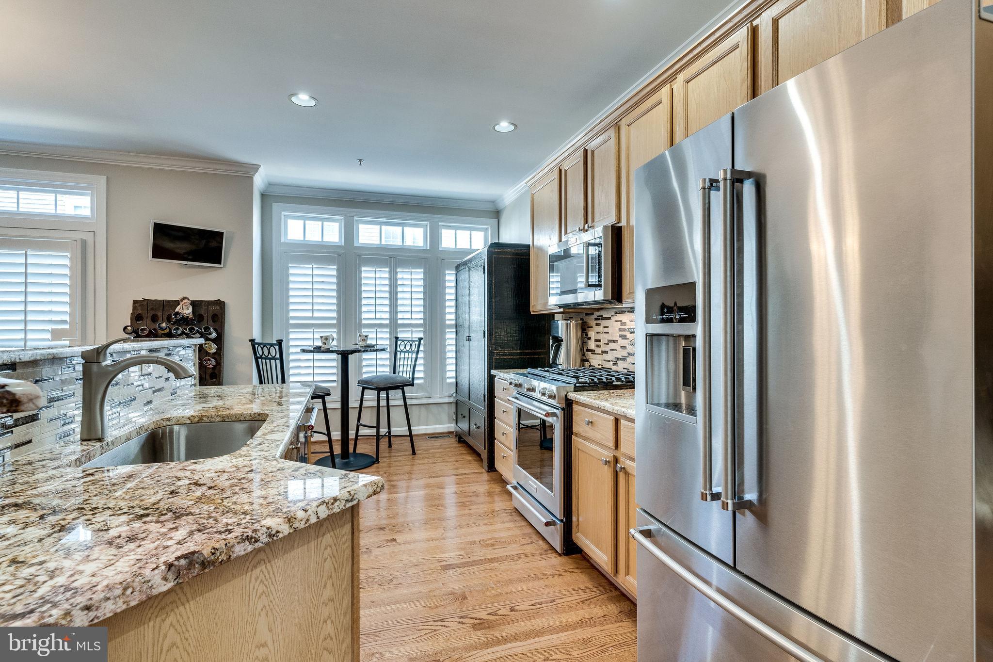 SUMMERS GROVE - Residential