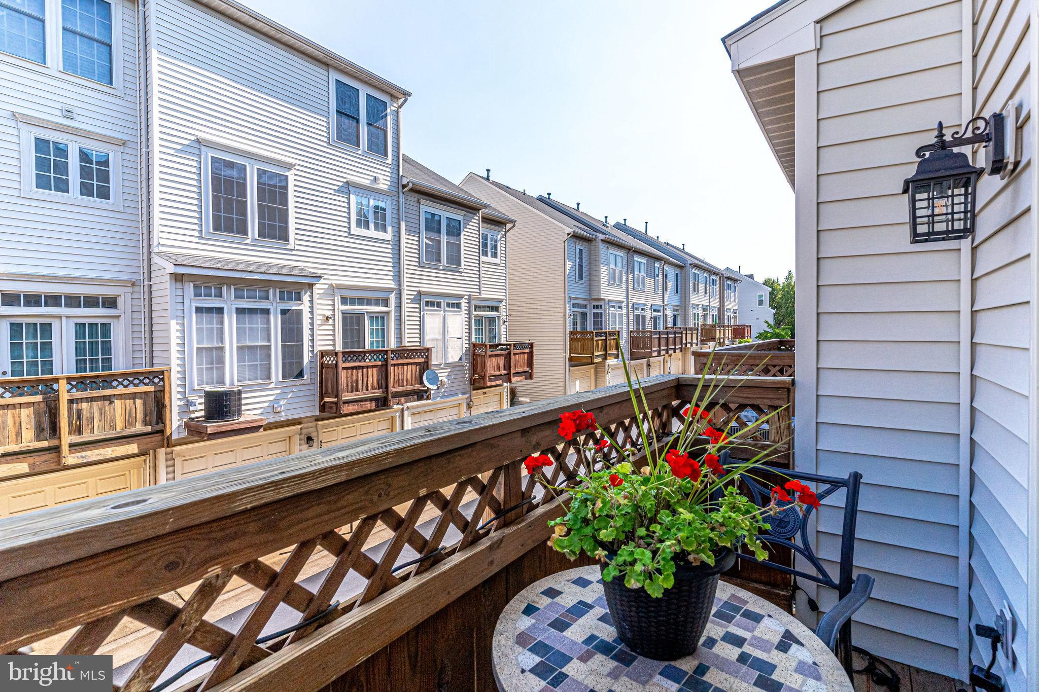 SUMMERS GROVE - Residential