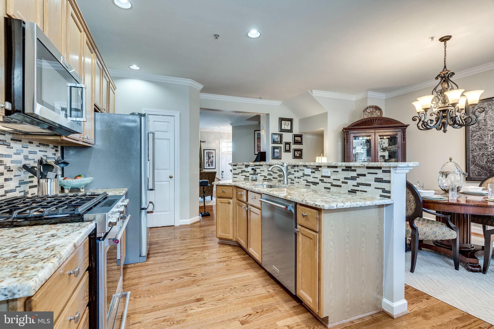 SUMMERS GROVE - Residential