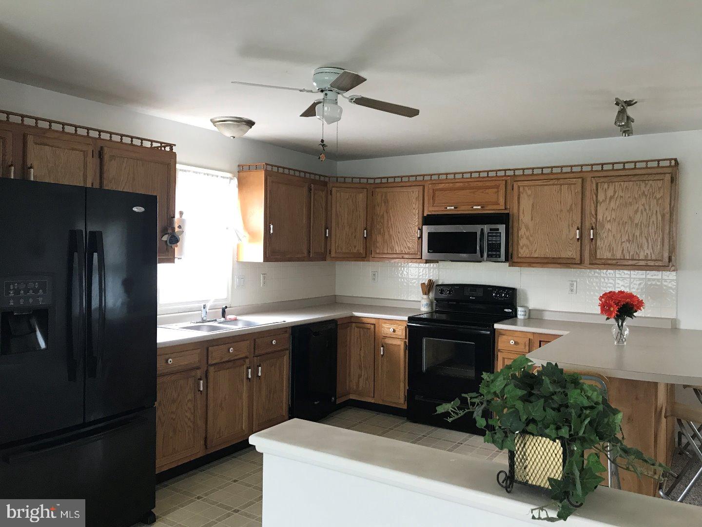 HIDDEN ACRES - Residential