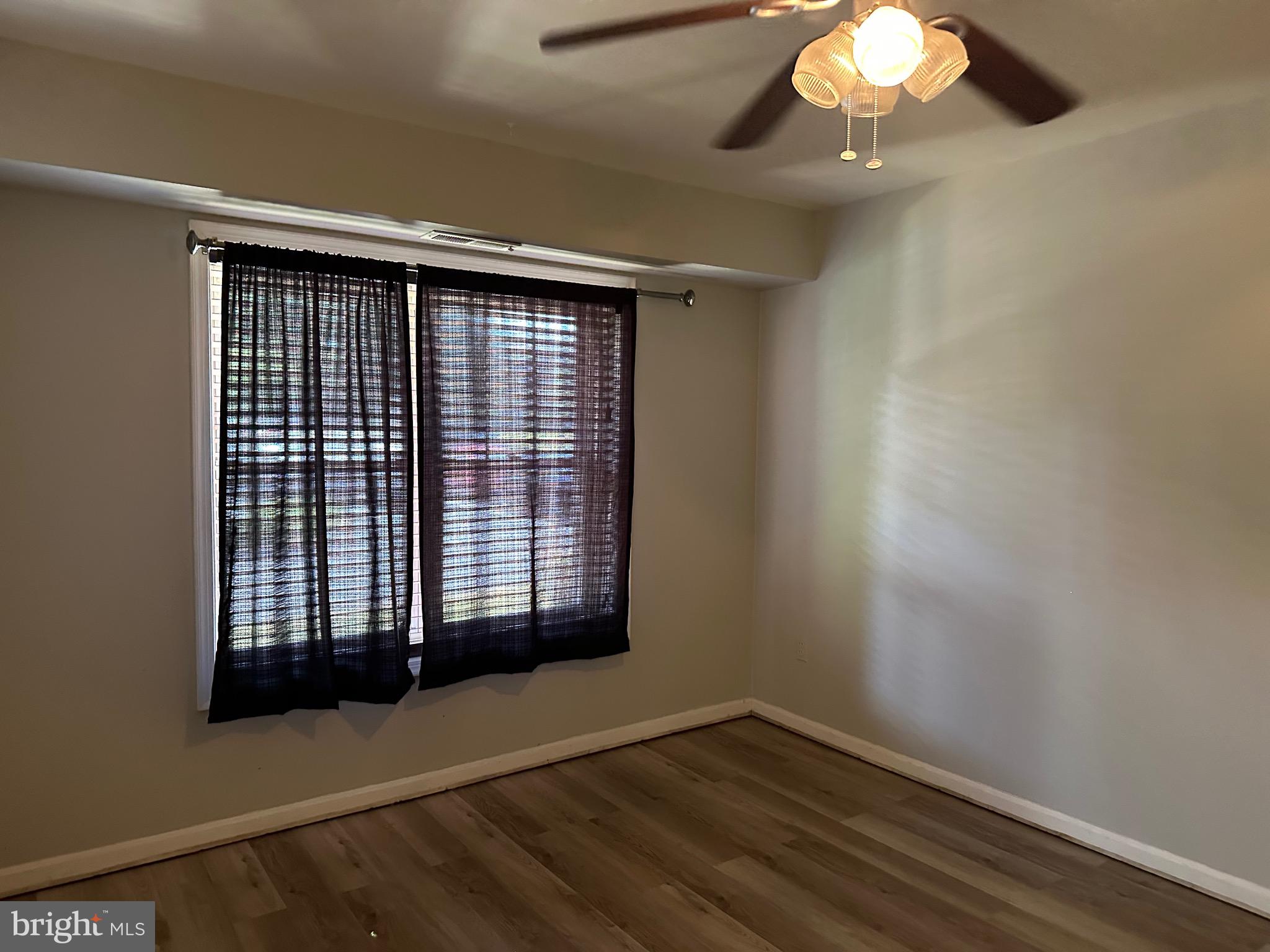 CHARLESTOWNE VILLAGE - Residential