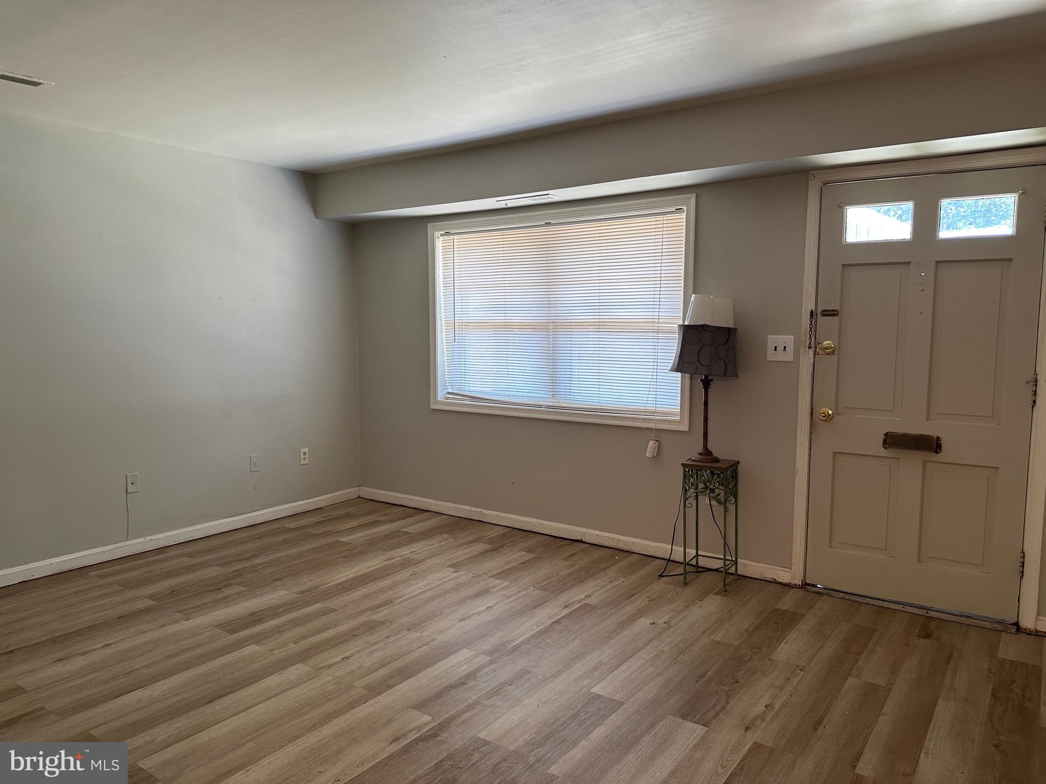 CHARLESTOWNE VILLAGE - Residential