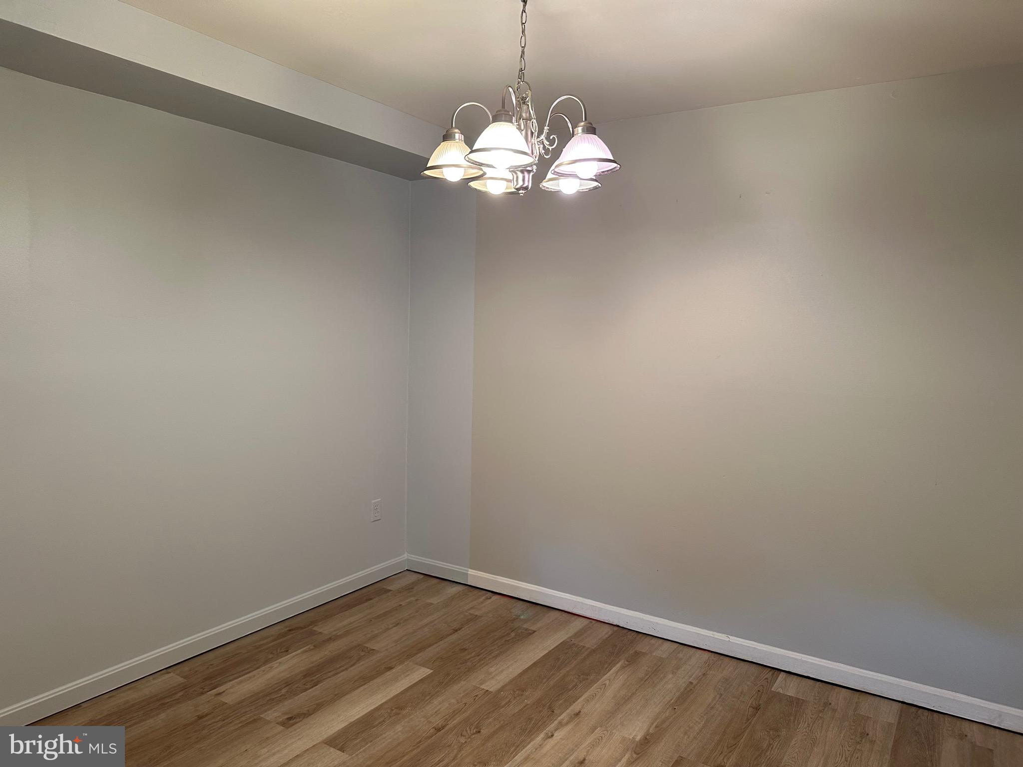 CHARLESTOWNE VILLAGE - Residential