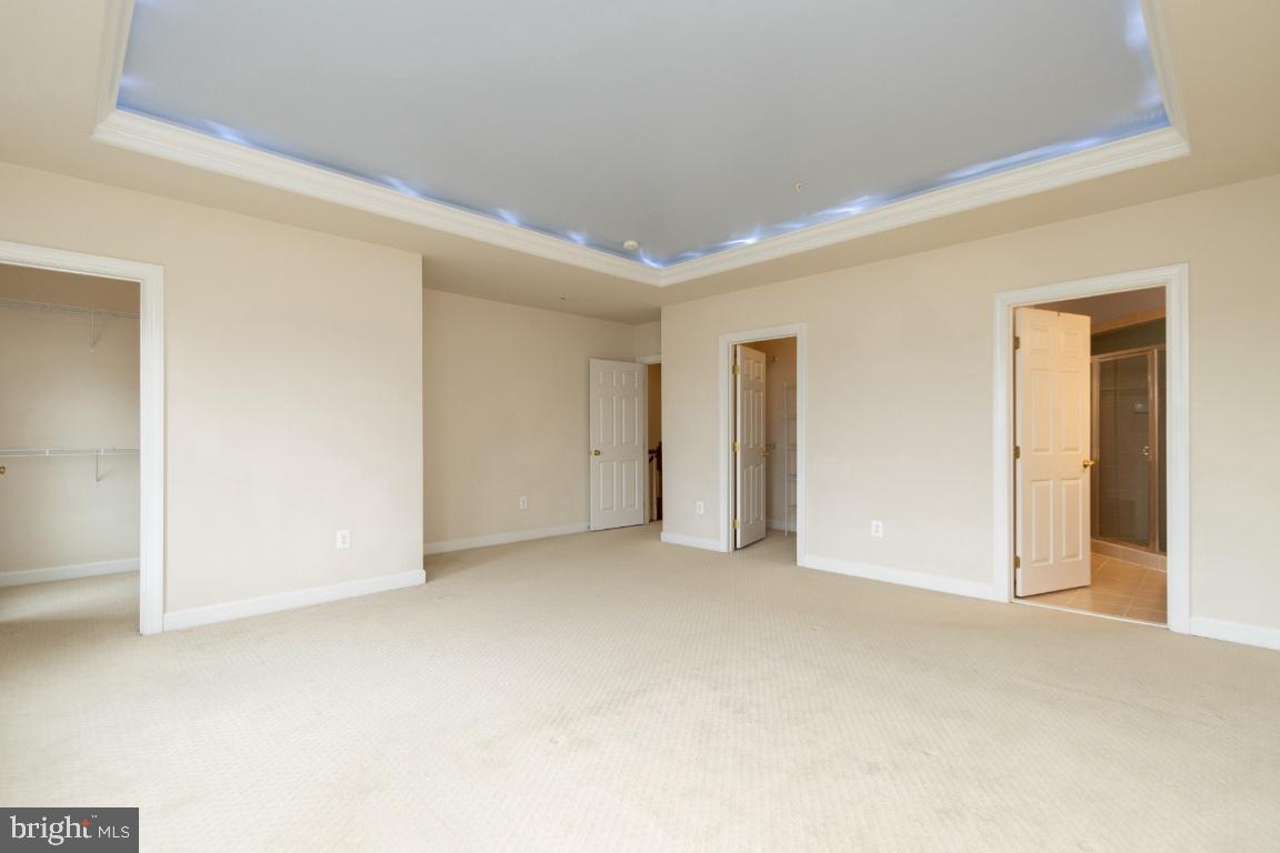 VILLAGES OF URBANA - Residential